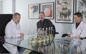 Vinho de comediante vira fenômeno de vendas