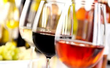 Os dez tipos de vinhos mais populares na Grã\u002DBretanha