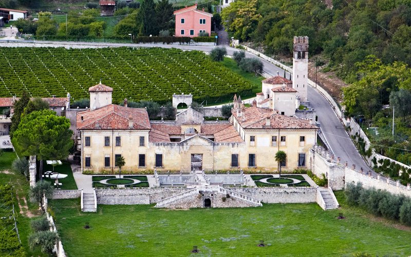 O ponto alto para quem vai visitar a Allegrini é a sua Villa della Torre, com sua arquitetura renascentista encantadora - Allegrini