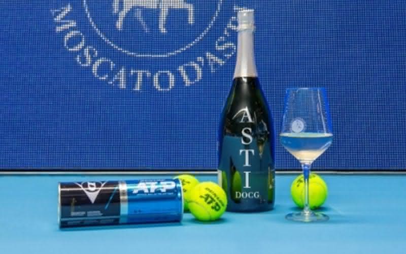 Os vinhos que celebrarão as conquistas dos tenistas em quadra são o Asti DOCG e o Moscato d'Asti DOC
