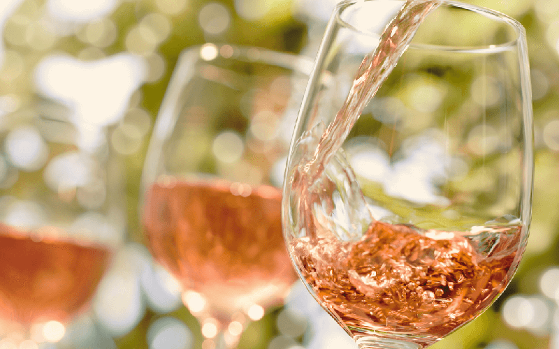 Imagem Os melhores vinhos rosés para você ter em casa