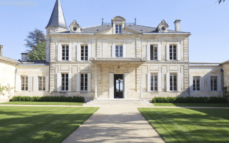 Imagem LVMH anuncia novo presidente para o conselho do Château Cheval Blanc