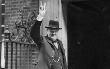 Sir Winston Leonard Spencer-Churchill foi considerado pela BBC como o maior britânico de todos os tempos