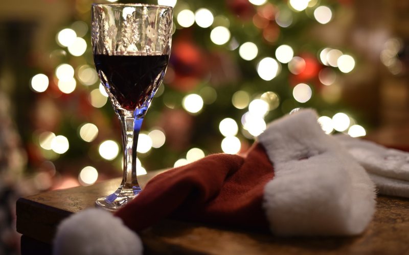 Seja para presentes ou na ceia, o vinho é um dos grandes protagonistas das festas de fim de ano