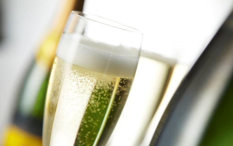Imagem Além do Champagne: explore as riquezas dos espumantes franceses