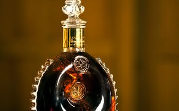 Gigante das bebidas retorna à Champagne