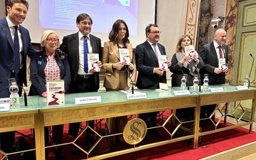 Livro sobre Enoturismo na era digital foi lançado no Senado Italiano - (c) EFA News