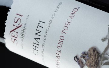 O que significa a expressão Governo all’uso toscano em alguns vinhos italianos?