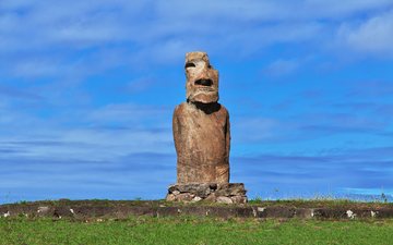 Ilha de Páscoa terra de estátuas monumental e vinhos de qualidade