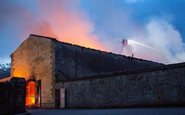 70 bombeiros foram mobilizados para apagar o incêndio em um dos prédios anexos do Château Margaux