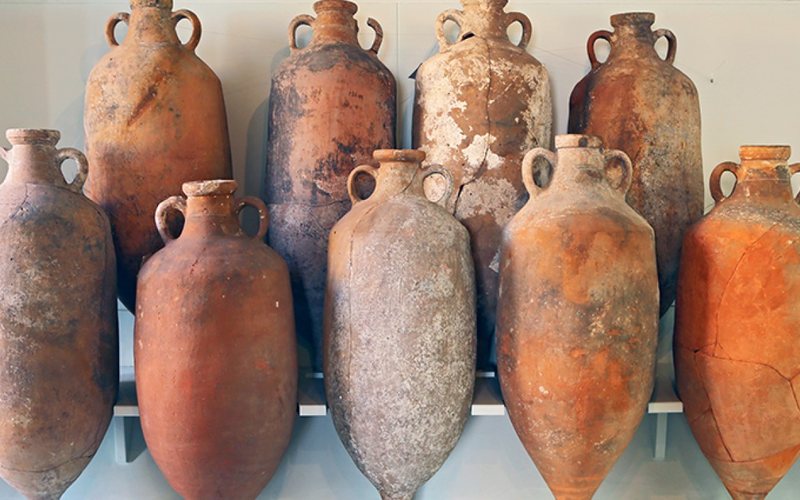 Ânforas romanas trazem novos indícios de como o vinho era produzido