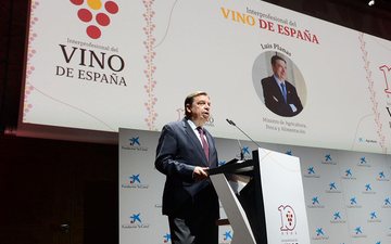 Ministro da Agricultura, Pesca e Alimentação da Espanha, Luis Planas - (C)OIVE