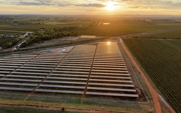 Fazenda solar instalada em Yenda (New South Wales) é a maior do país em indústra de bebidas