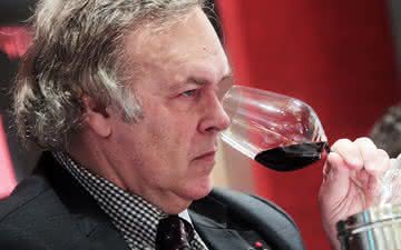 Robert Parker, o crítico que mudou os rumos do vinho, é eleito o Homem do Ano