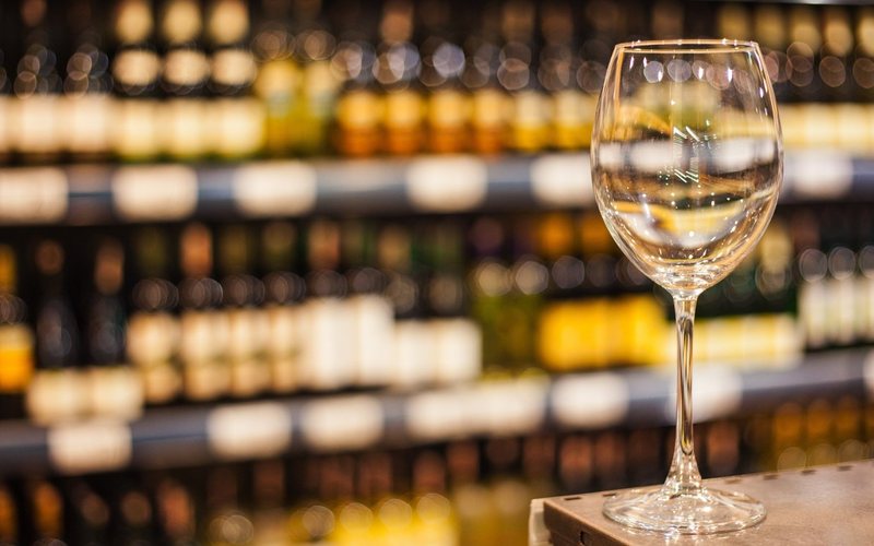 Hábito do consumidor mostra a importância do rótulo do vinho
