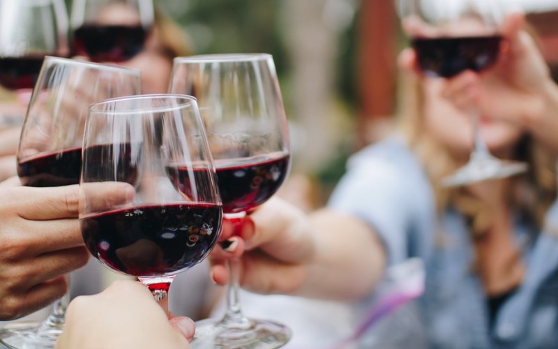 A ingestão de vinho está ligada a uma incidência reduzida de acidente vascular cerebral