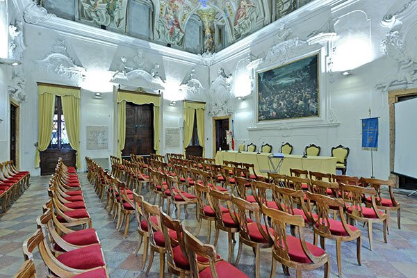 (c) aaslvr - Prédio histórico em Verona abrigará a Fundação Vino Patromonio Comune