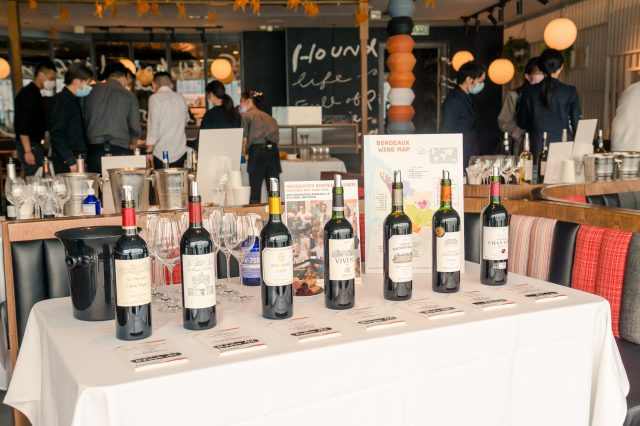 A CIVB apresenta ação para aproximar os vinhos de Bordeaux dos jovens de Hong Kong, estimulando o consumo por meio de degustação e vários eventos