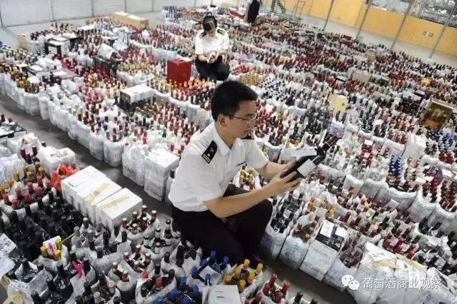 Alfândega chinesa apreende carga de vinhos contrabandeados avaliada em mais 230 mil dólares