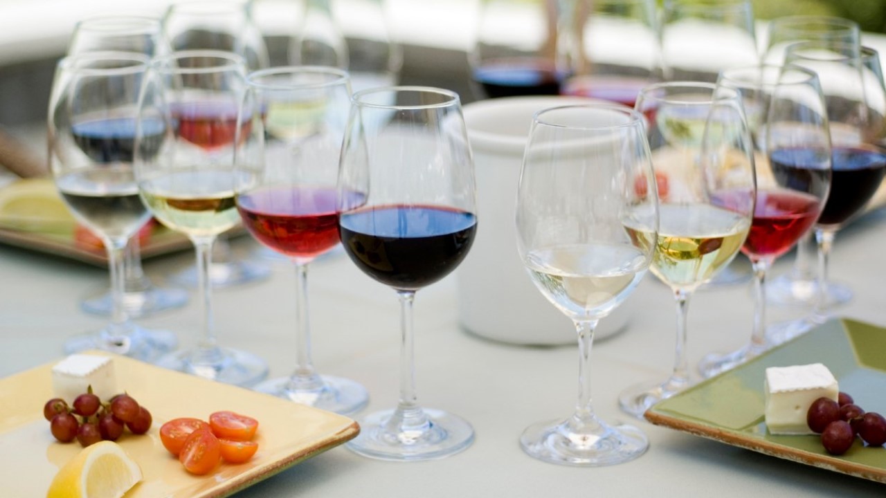 As 10 regras de ouro da harmonização (e cinco erros comuns no casamento de vinhos e pratos)