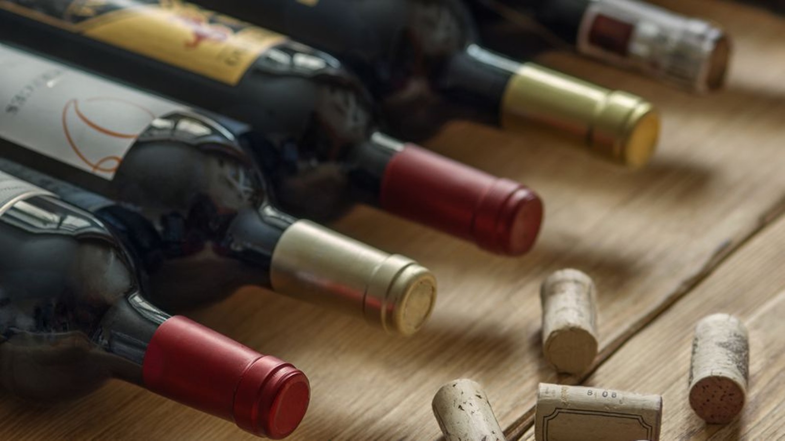 garrafas de vinho horizontal