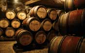 Como a madeira da barrica influencia no vinho?