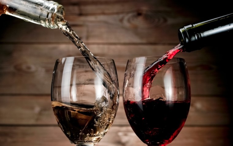 É possível fazer vinho branco com uvas tintas?